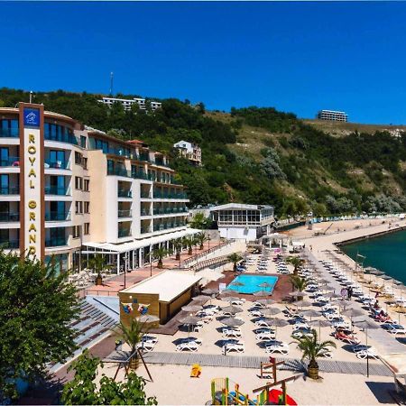 Royal Grand Hotel And Spa Cavarna Exterior foto