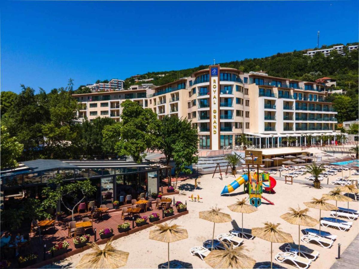 Royal Grand Hotel And Spa Cavarna Exterior foto