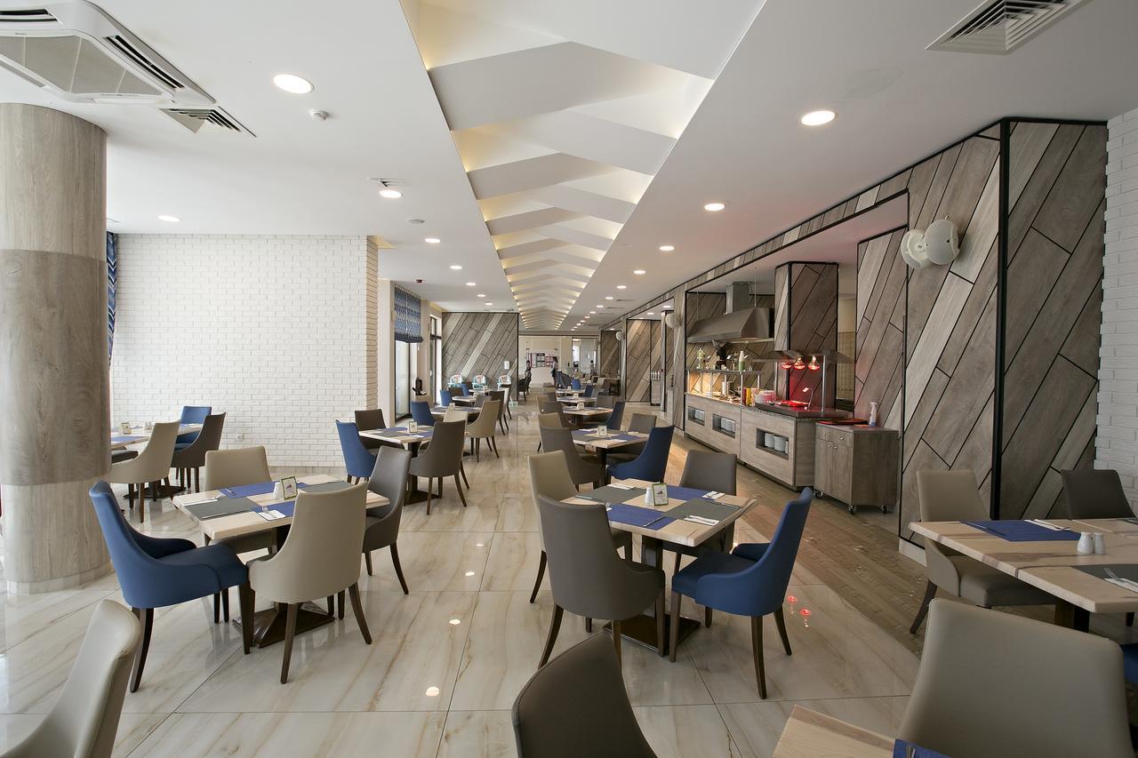 Royal Grand Hotel And Spa Cavarna Exterior foto